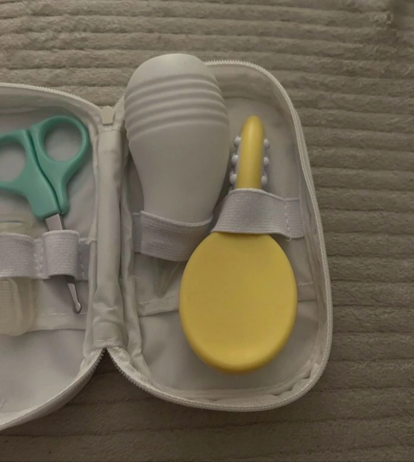 Trousse de toilette bébé